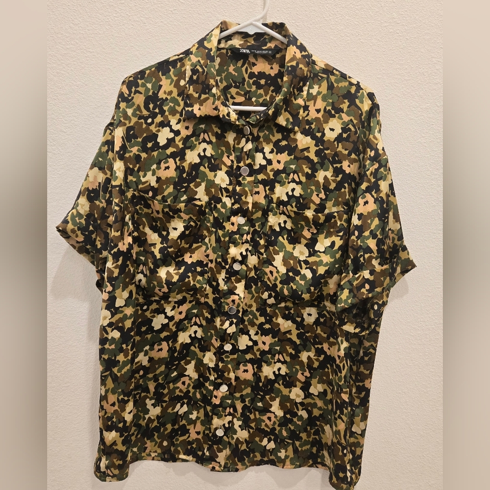 Zara Camouflage Print Blouse - Green, Brown, Black‎ - Picture 5 of 10